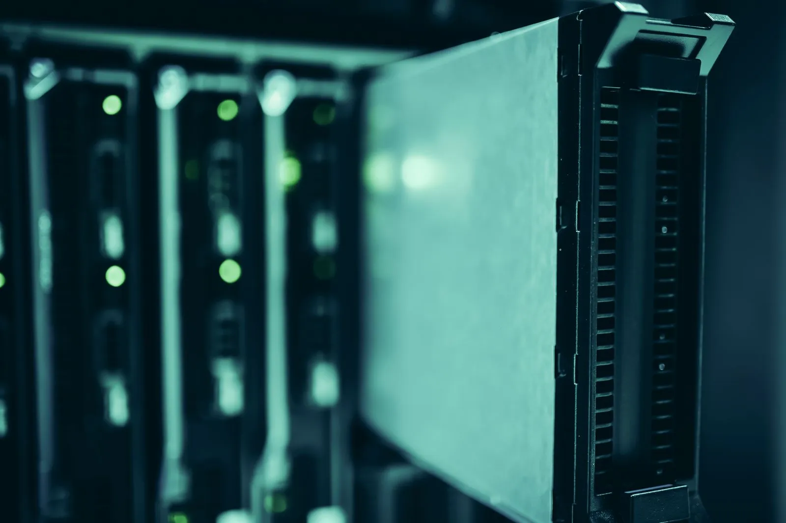 Secure IT infrastructure in a data centre