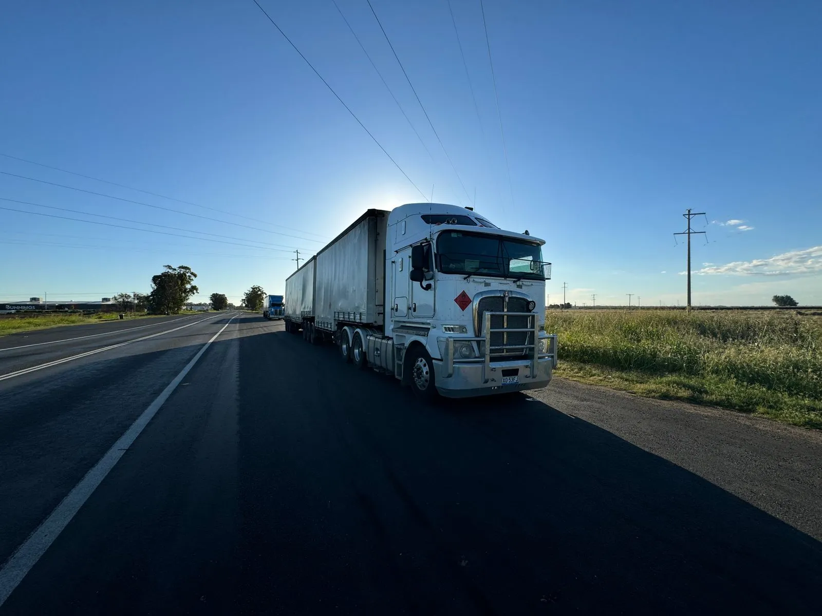 Trucks and commercial vehicles — transport and logistics